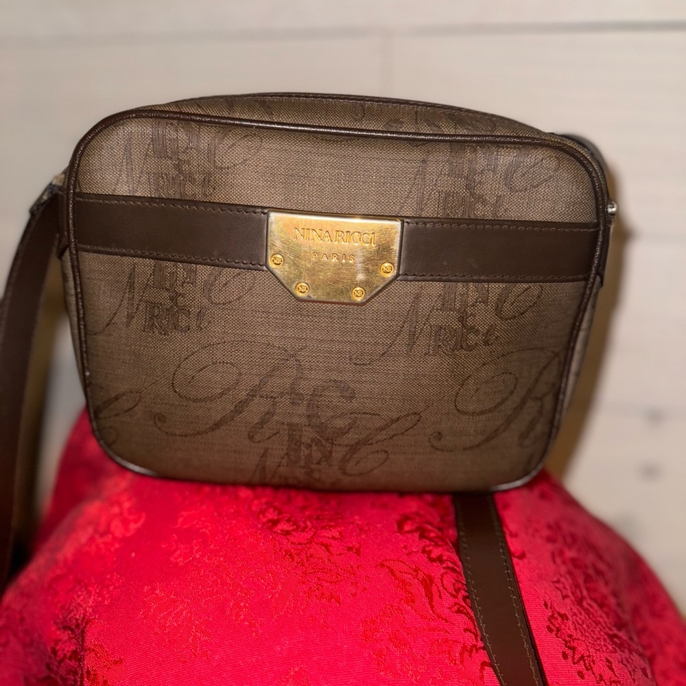 Vintage 90’S NINA RICCI PVC Leather Medium crossbody Bag - needs strap repaired